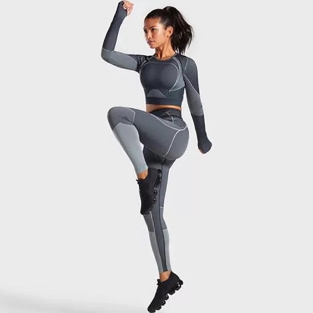 SEAMLESS WORKOUT SET